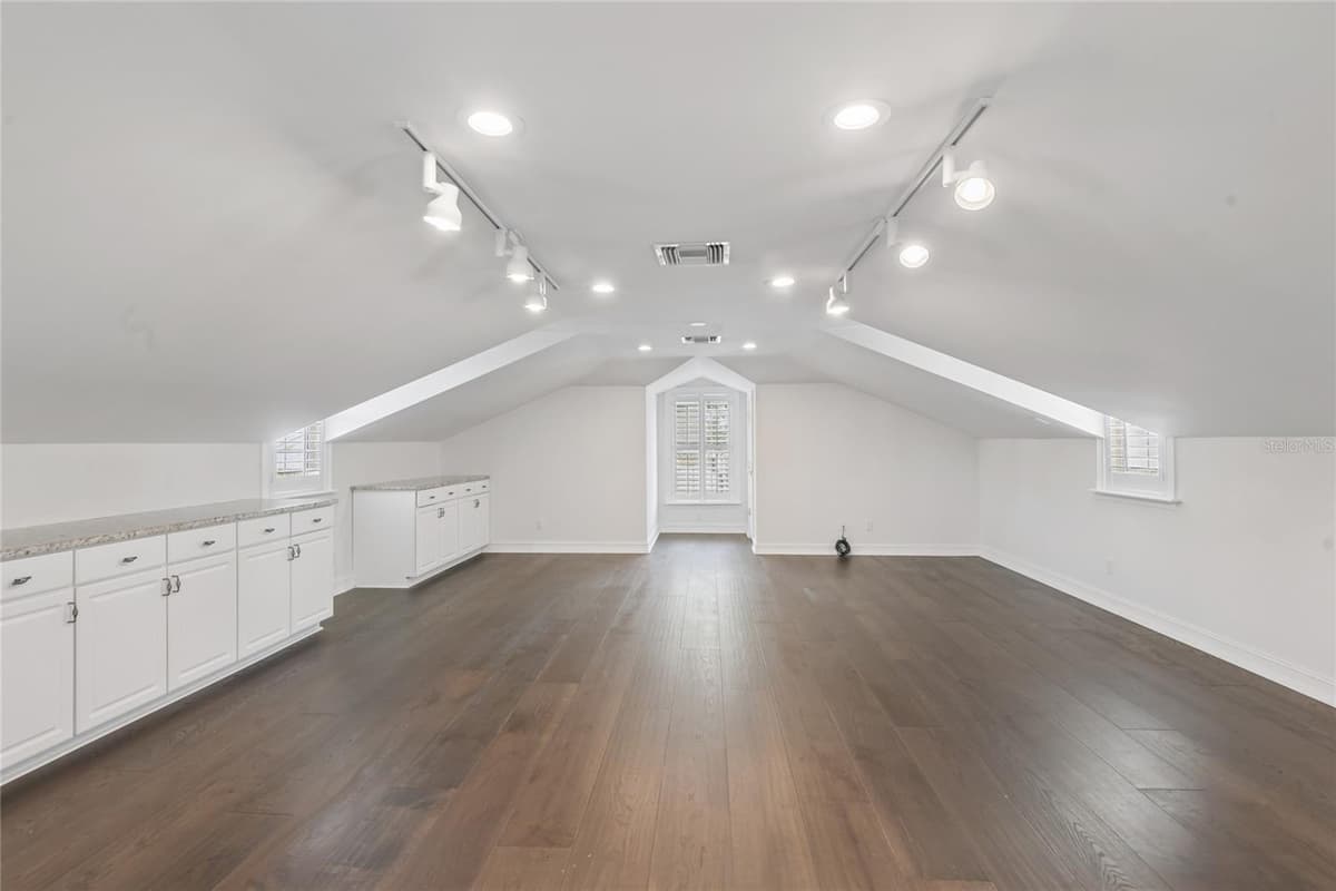 5105 NEPTUNE WAY — photo 34 of 60