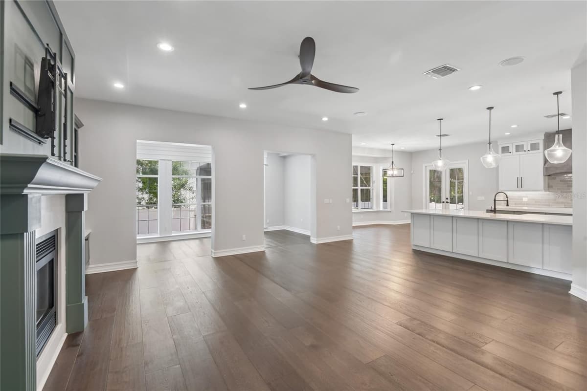 5105 NEPTUNE WAY — photo 14 of 60