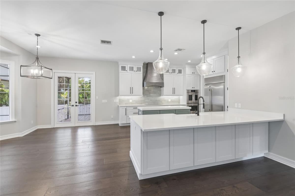 5105 NEPTUNE WAY — photo 15 of 60