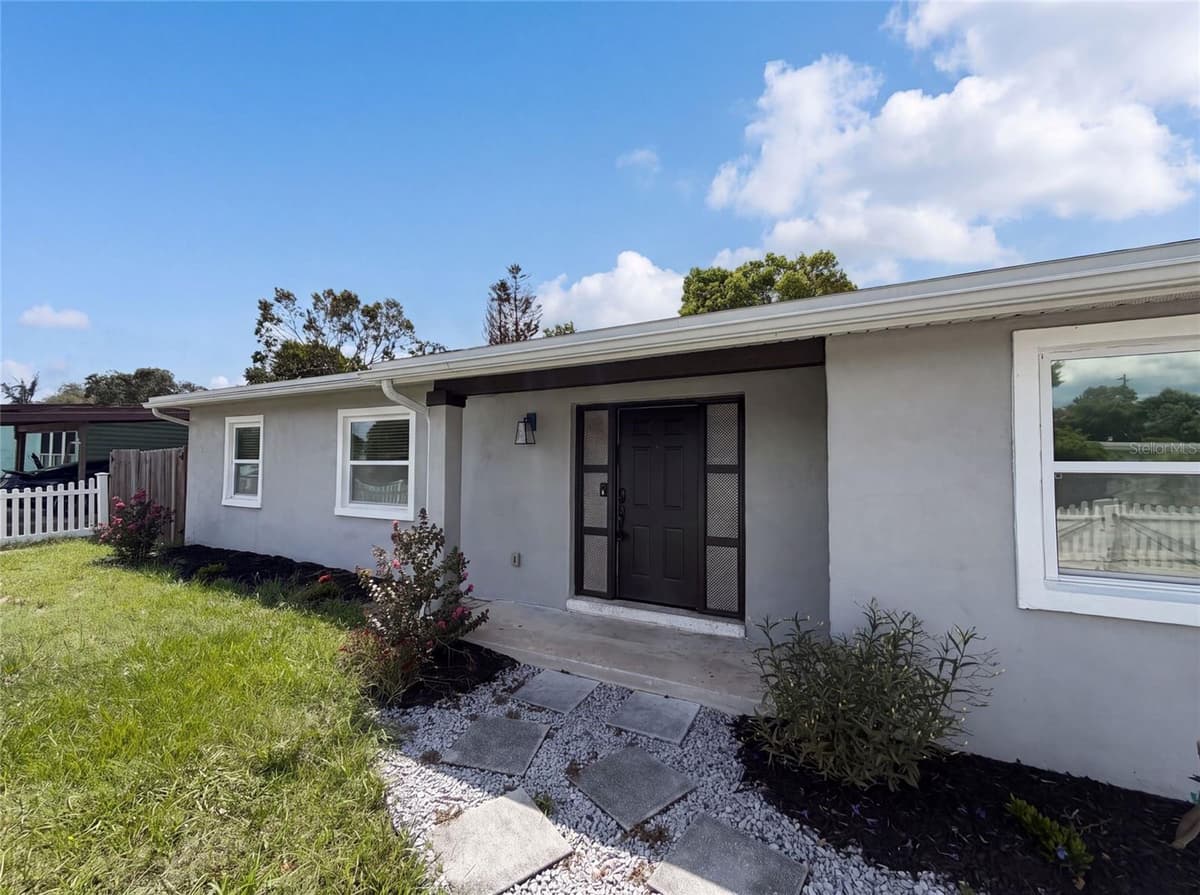 2242 DANA DRIVE — photo 17 of 18
