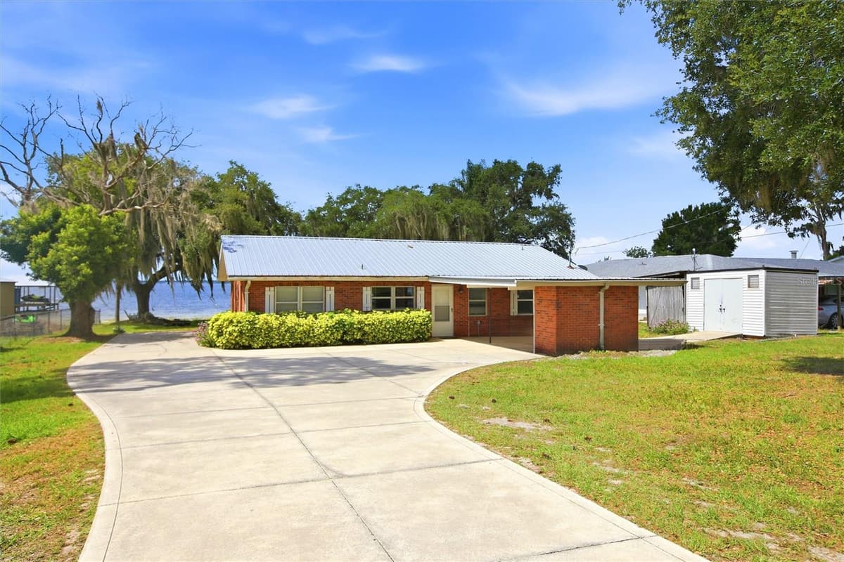 836 LAKE JUNE ROAD — photo 1 of 35