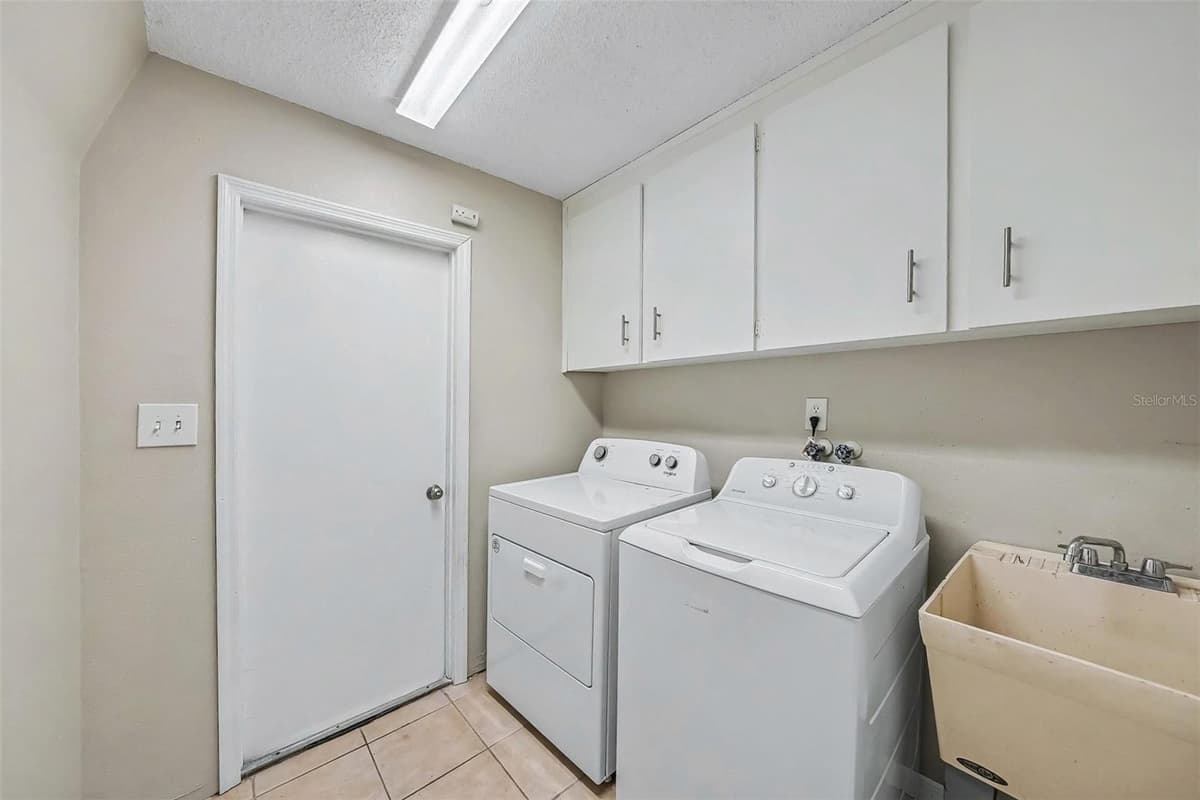 8009 PAGODA DRIVE — photo 13 of 16