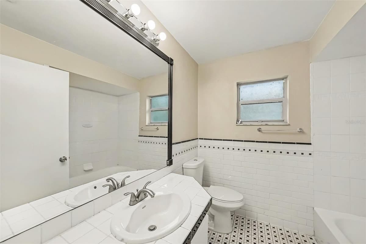 8009 PAGODA DRIVE — photo 12 of 16