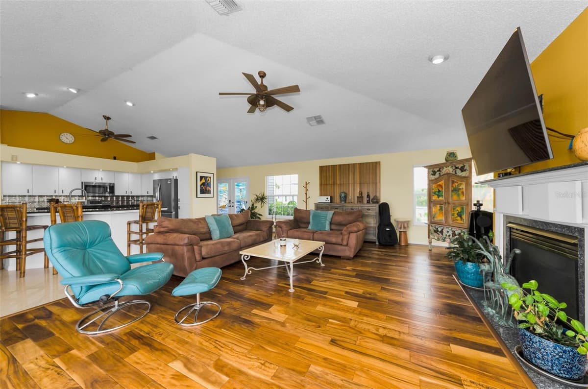 8001 BRIGHTON DRIVE — photo 30 of 100