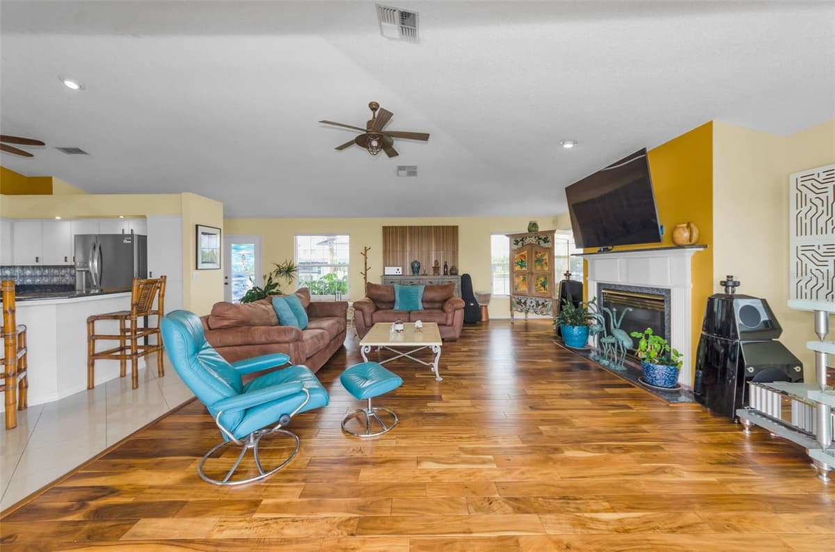 8001 BRIGHTON DRIVE — photo 29 of 100