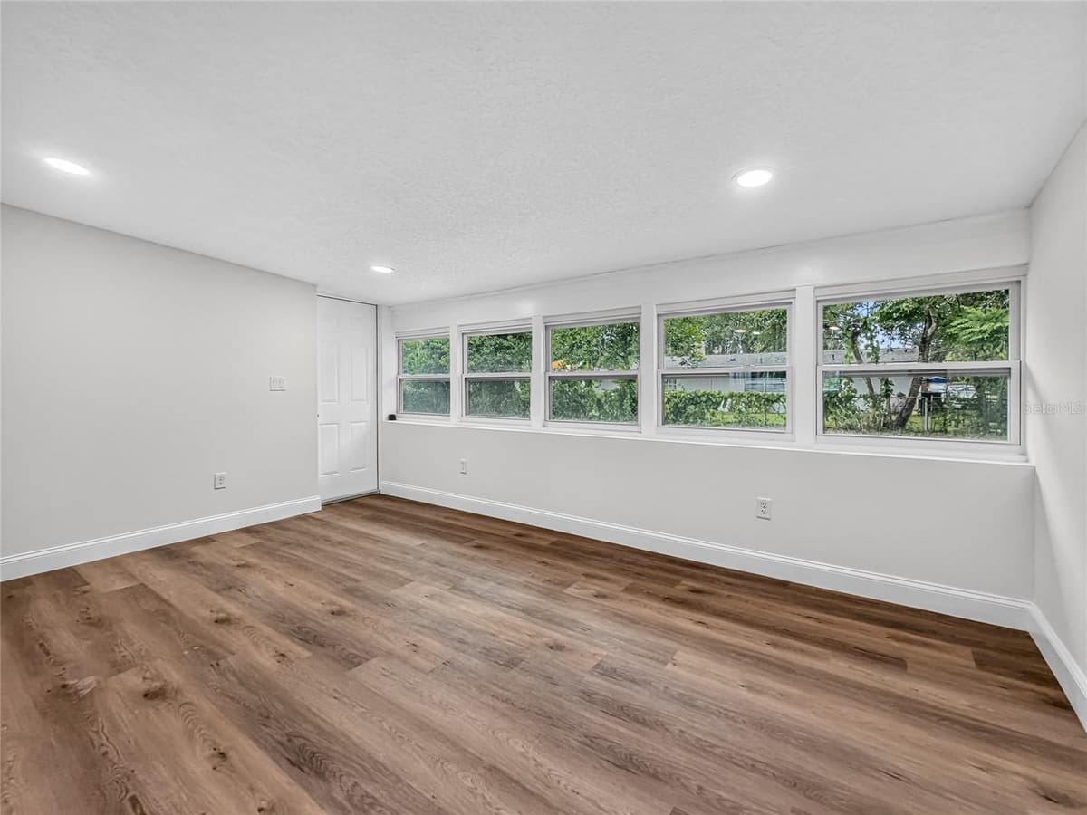 3629 CRYSTAL LAKE DRIVE — photo 31 of 45