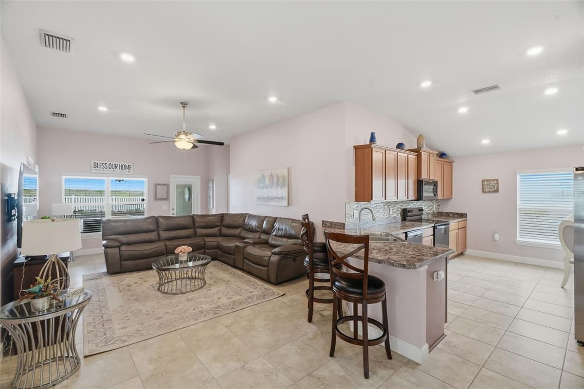 14449 POTTERTON CIRCLE — photo 10 of 49