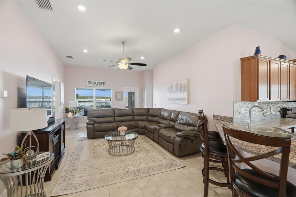 14449 POTTERTON CIRCLE — photo 2 of 49