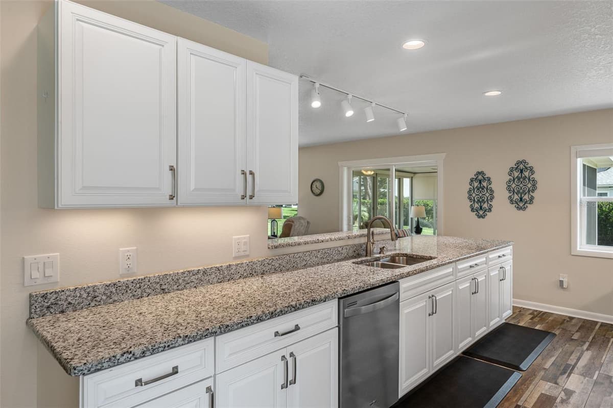 2224 MERION COURT — photo 19 of 76