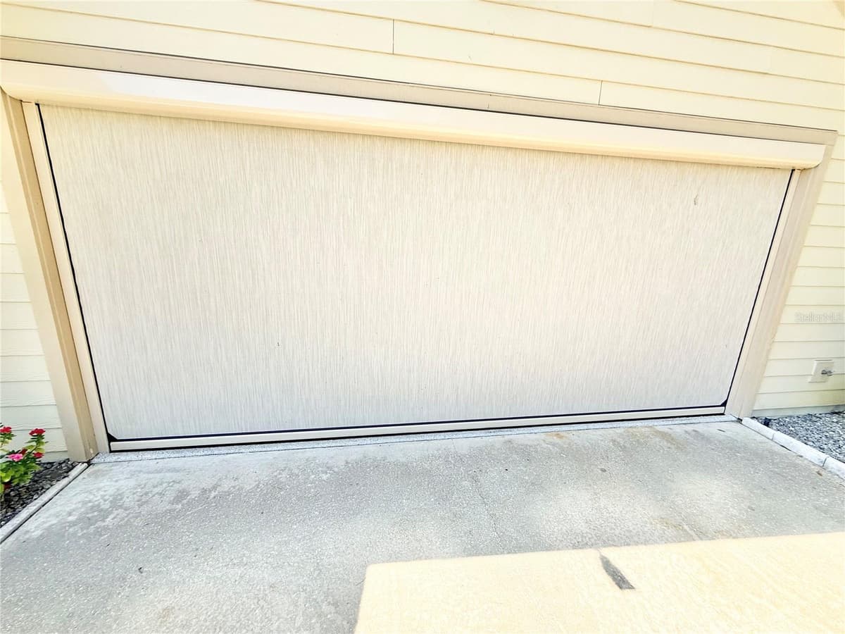 305 DELAWARE STREET — photo 40 of 63