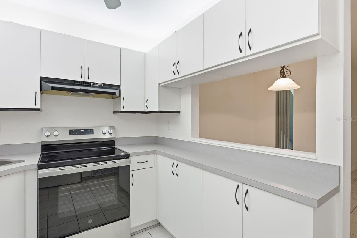 1204 PINE RIDGE CIRCLE — photo 13 of 31