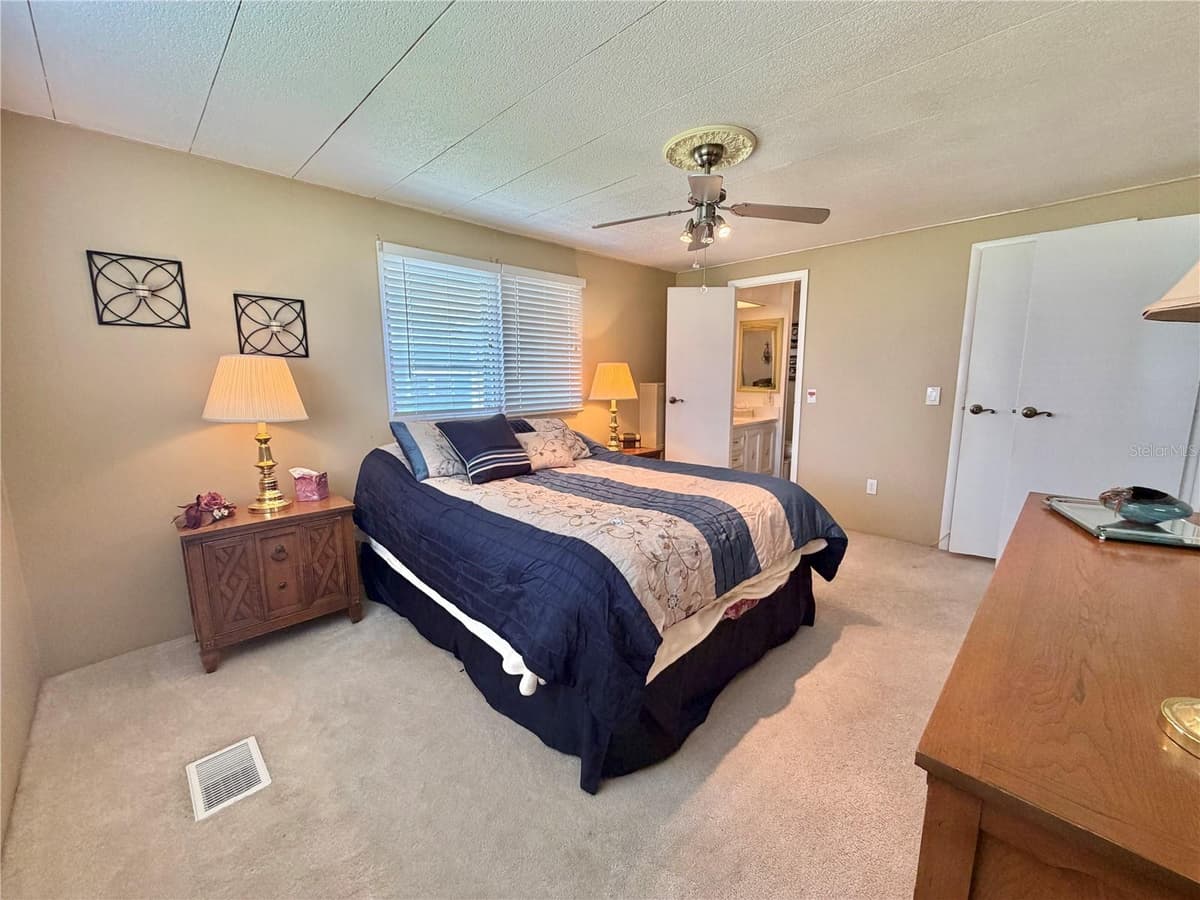 117 JACARANDA DRIVE — photo 41 of 63