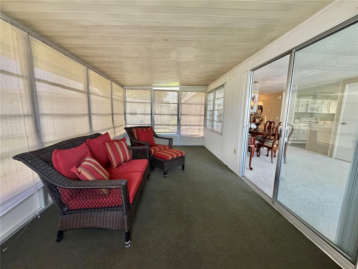 117 JACARANDA DRIVE — photo 30 of 63