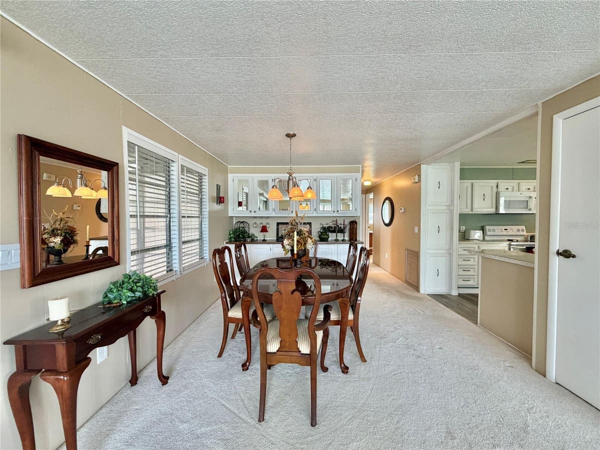 117 JACARANDA DRIVE — photo 15 of 63
