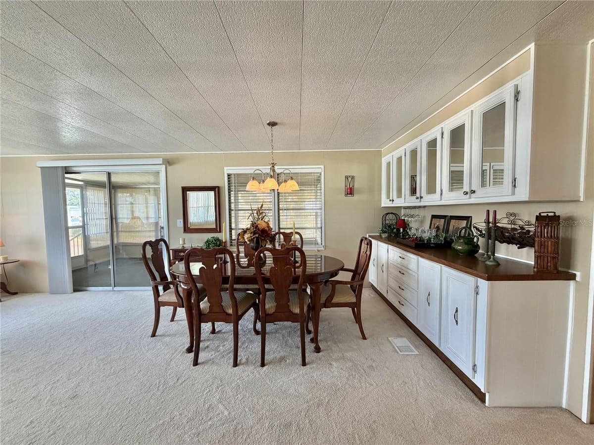 117 JACARANDA DRIVE — photo 17 of 63