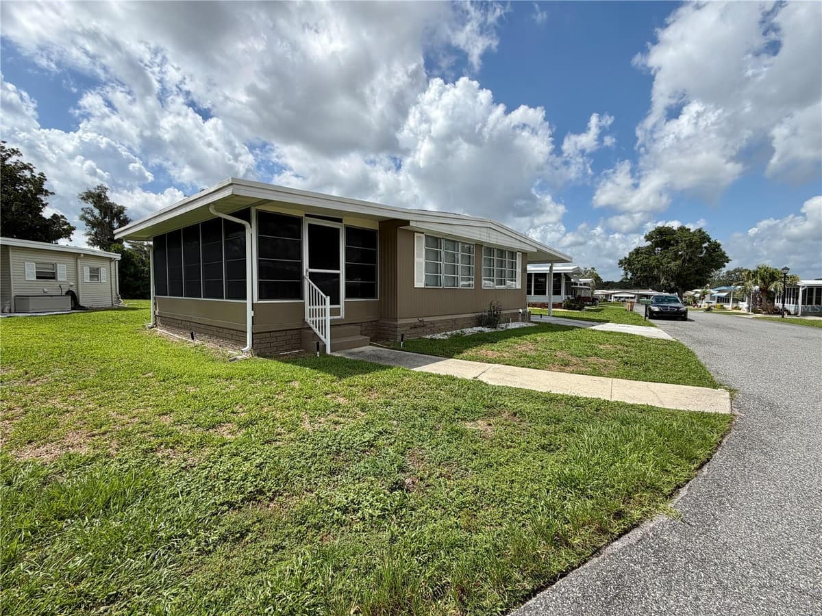 117 JACARANDA DRIVE — photo 55 of 63