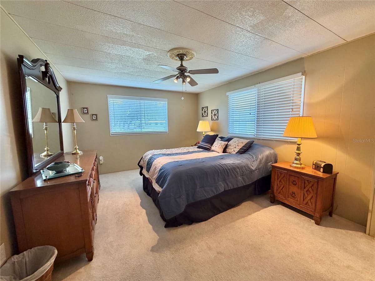 117 JACARANDA DRIVE — photo 44 of 63