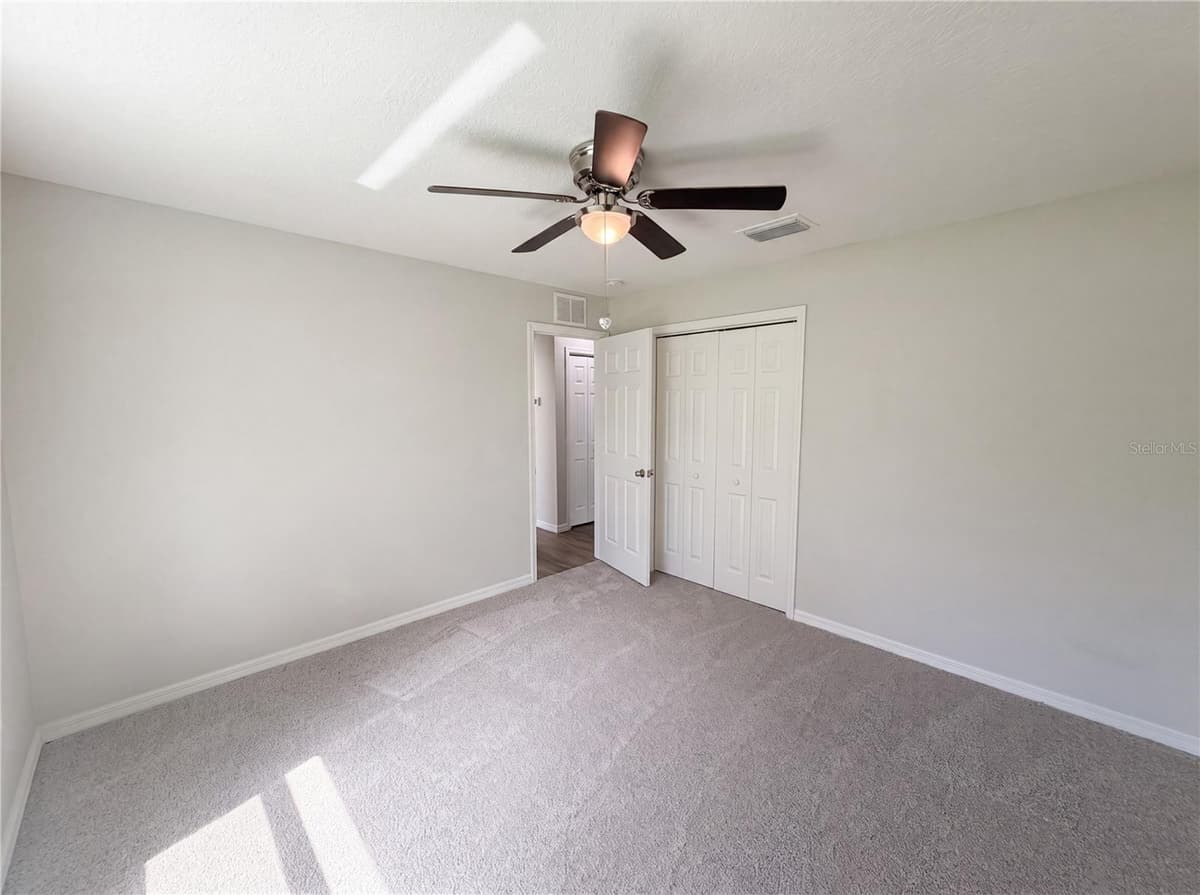 5434 PARNELL AVENUE — photo 10 of 25