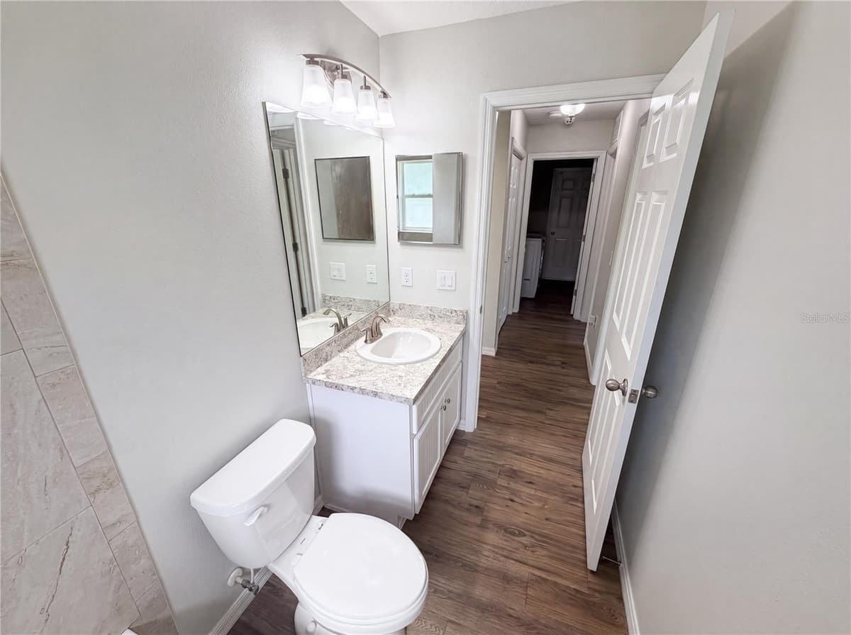 5434 PARNELL AVENUE — photo 17 of 25