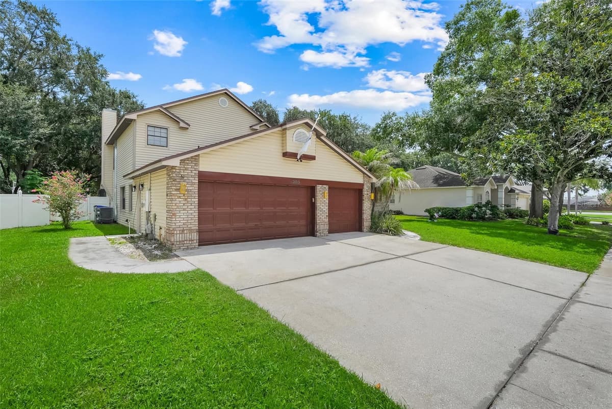 305 FORREST CREST COURT — photo 47 of 54