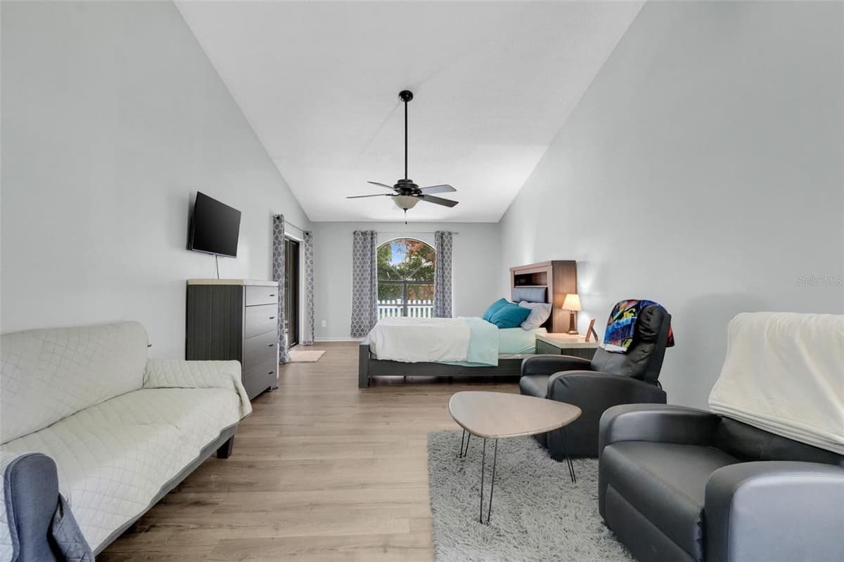 305 FORREST CREST COURT — photo 18 of 54