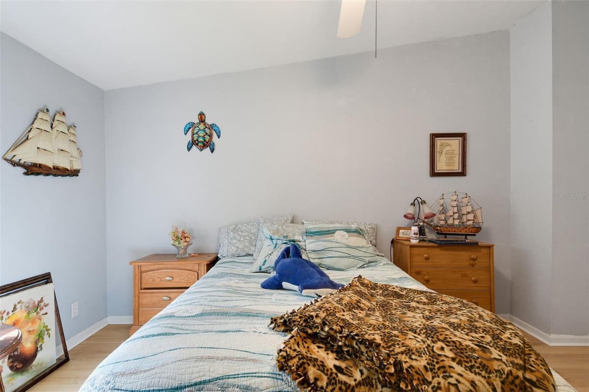 6270 DESALES STREET — photo 24 of 78