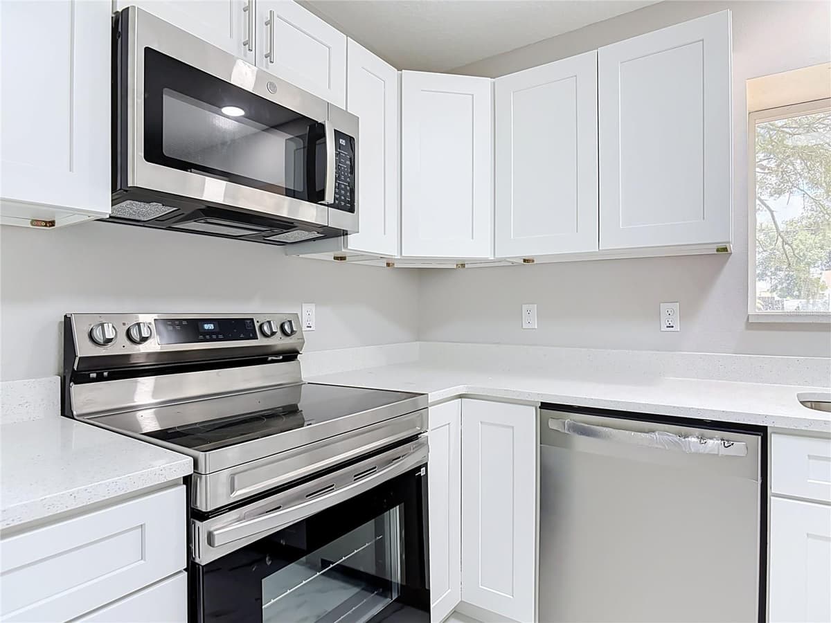 1483 TIVOLI DRIVE — photo 8 of 61
