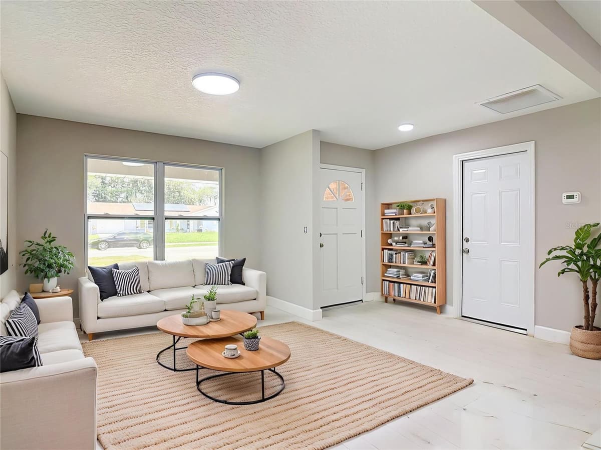 1483 TIVOLI DRIVE — photo 3 of 61