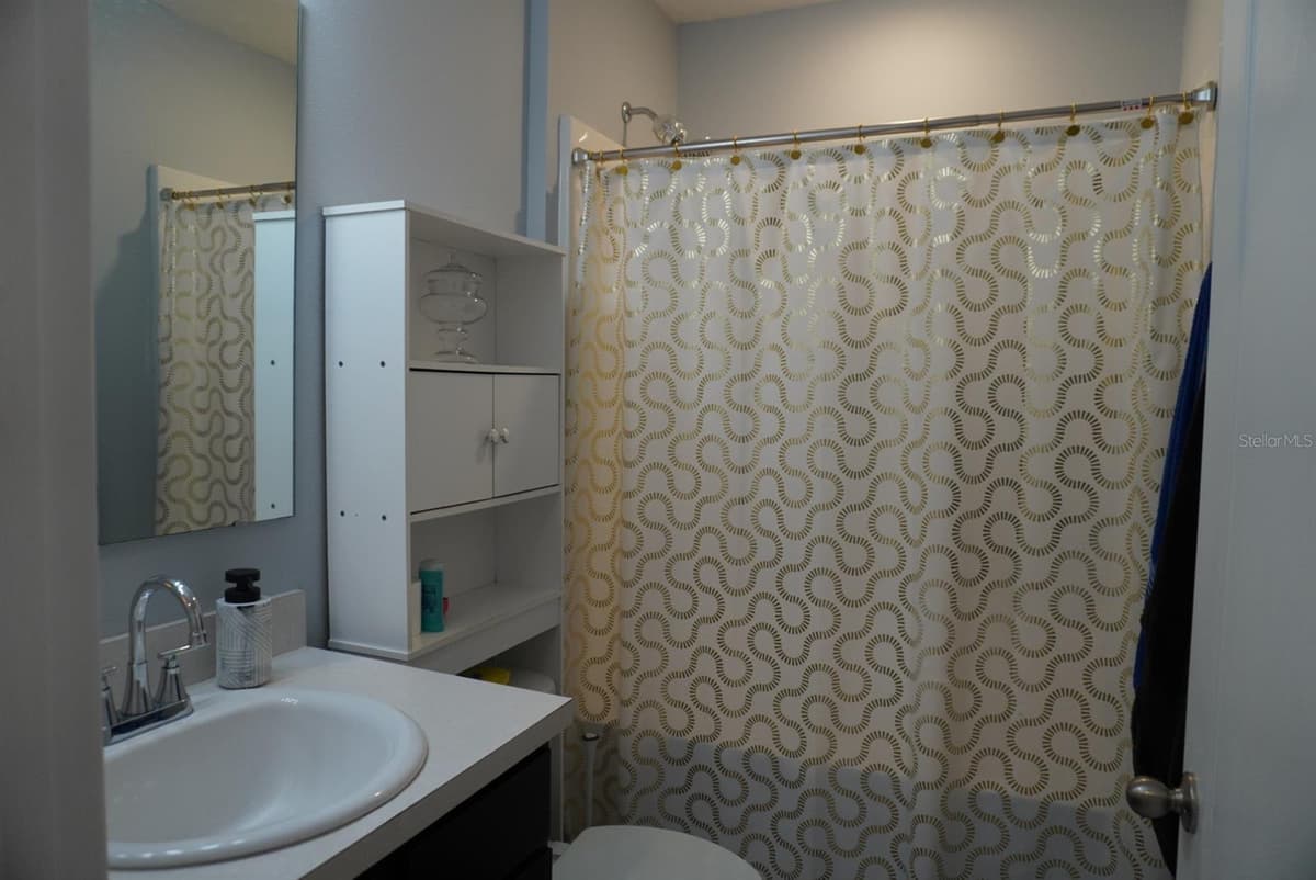 387 PINECREST LOOP — photo 11 of 38