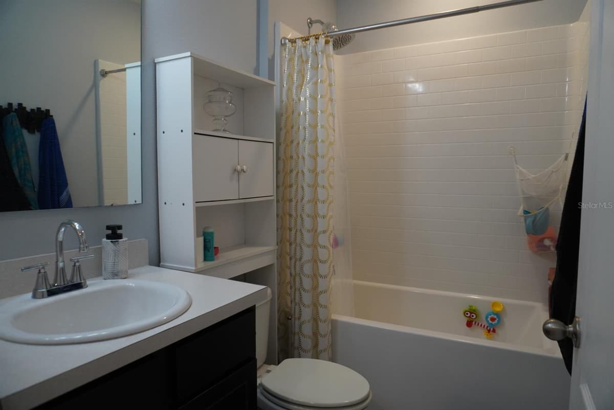 387 PINECREST LOOP — photo 9 of 38