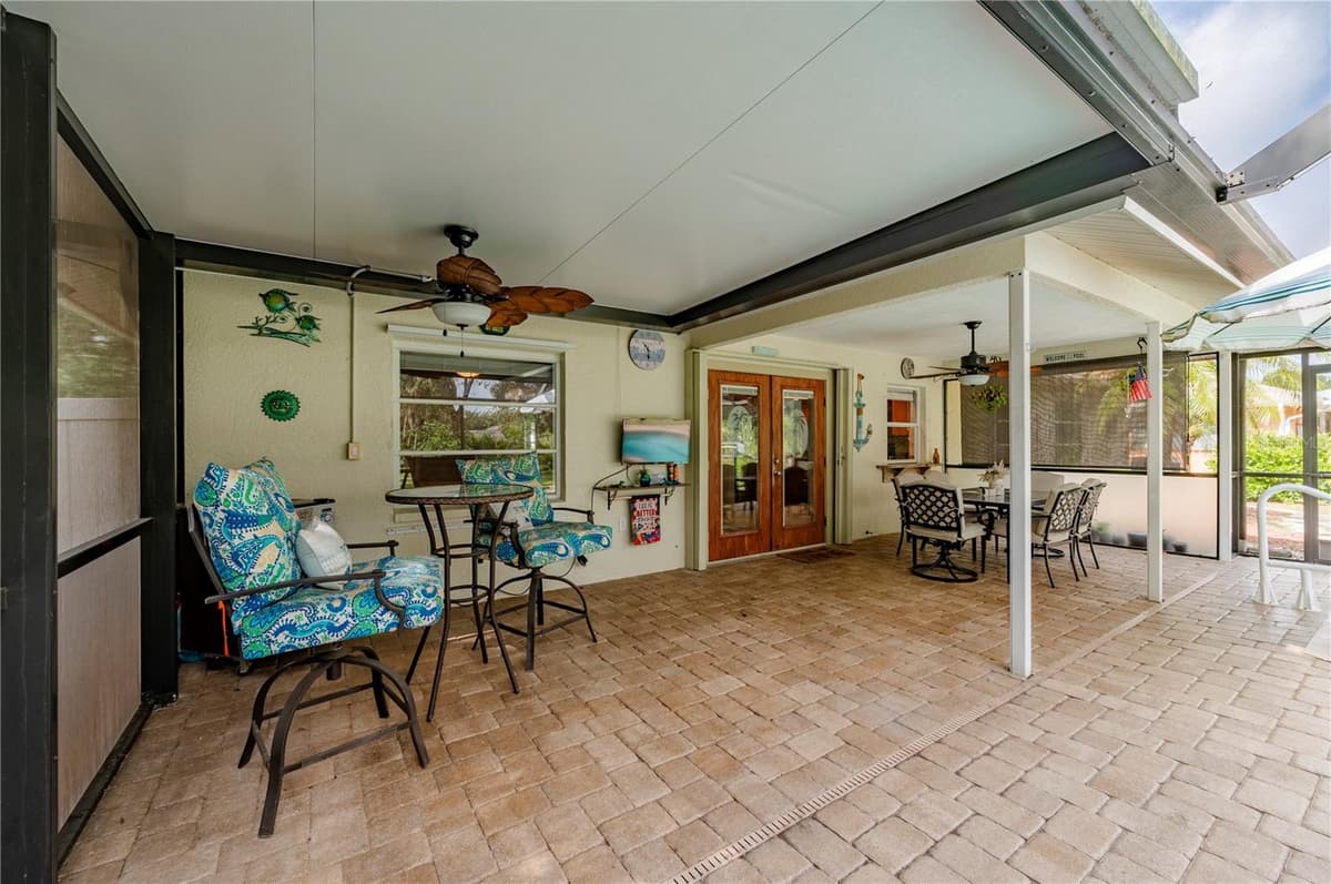 581 ENCARNACION STREET — photo 30 of 78