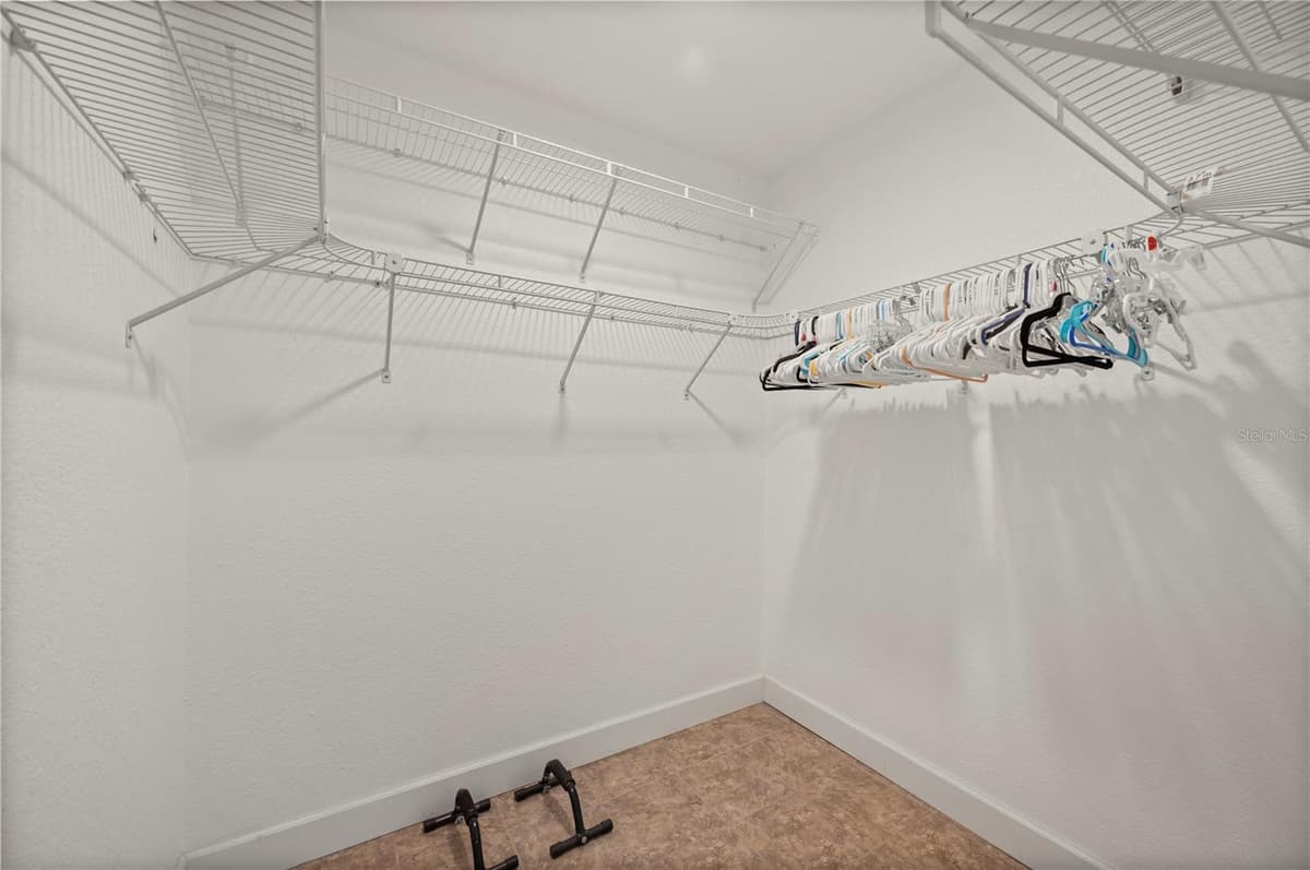 581 ENCARNACION STREET — photo 20 of 78