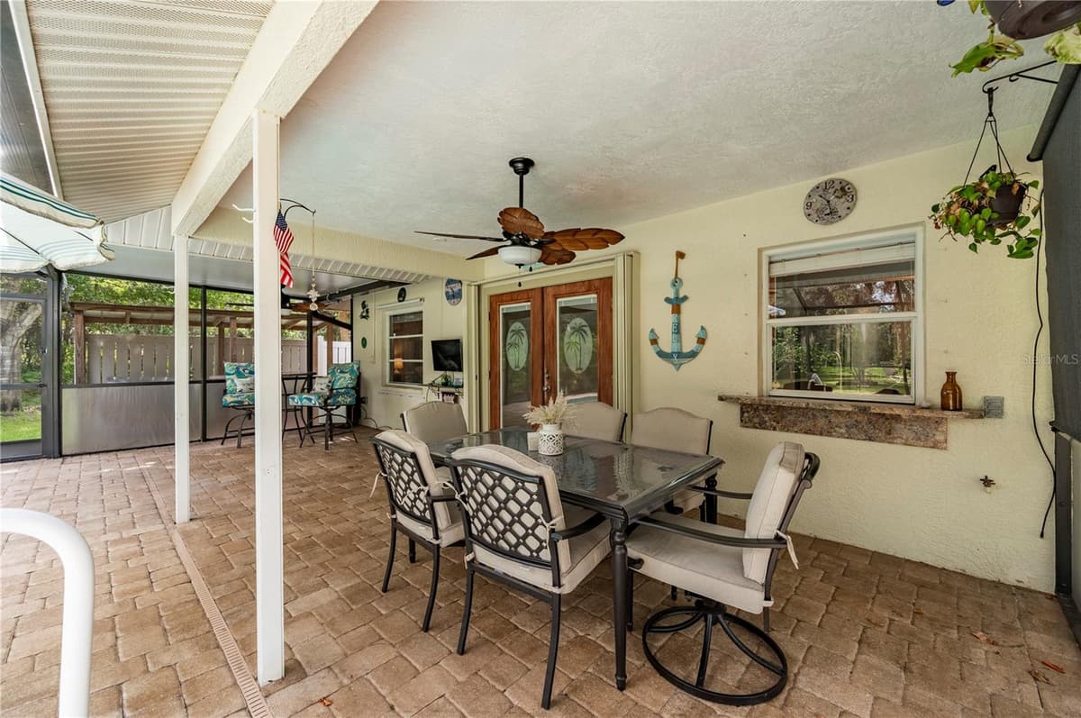581 ENCARNACION STREET — photo 31 of 78