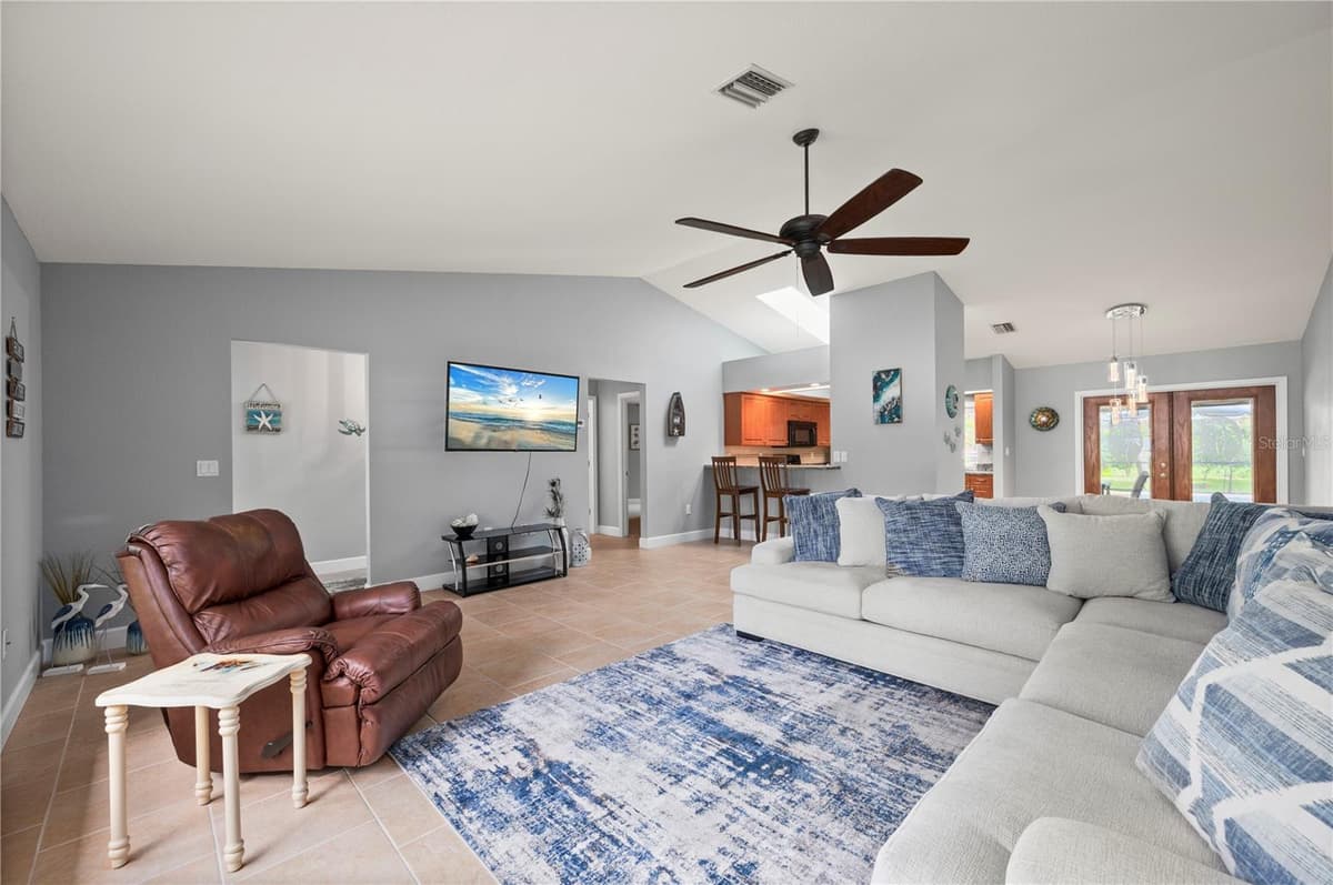 581 ENCARNACION STREET — photo 7 of 78