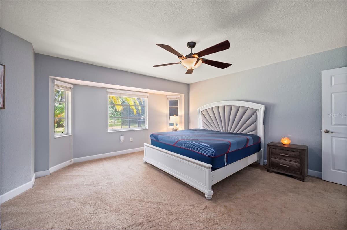 581 ENCARNACION STREET — photo 17 of 78