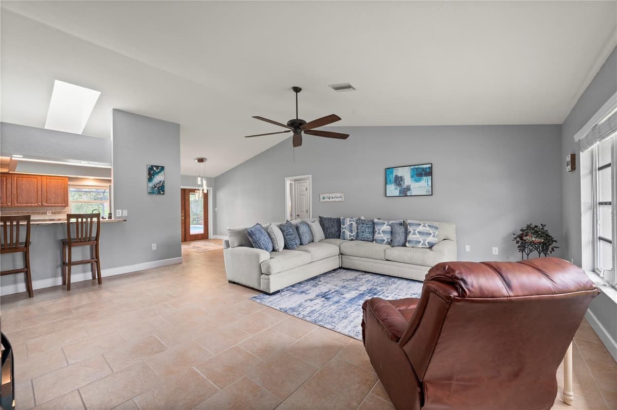 581 ENCARNACION STREET — photo 6 of 78