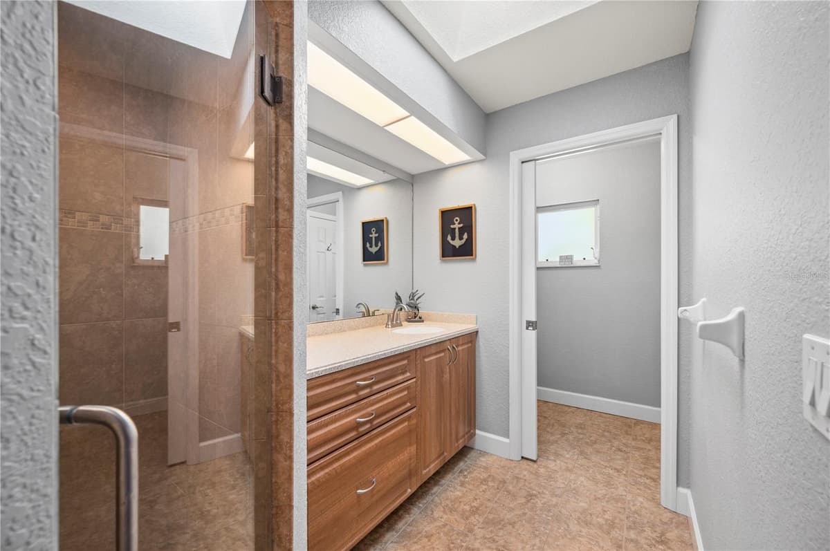581 ENCARNACION STREET — photo 21 of 78