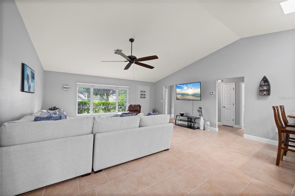 581 ENCARNACION STREET — photo 8 of 78