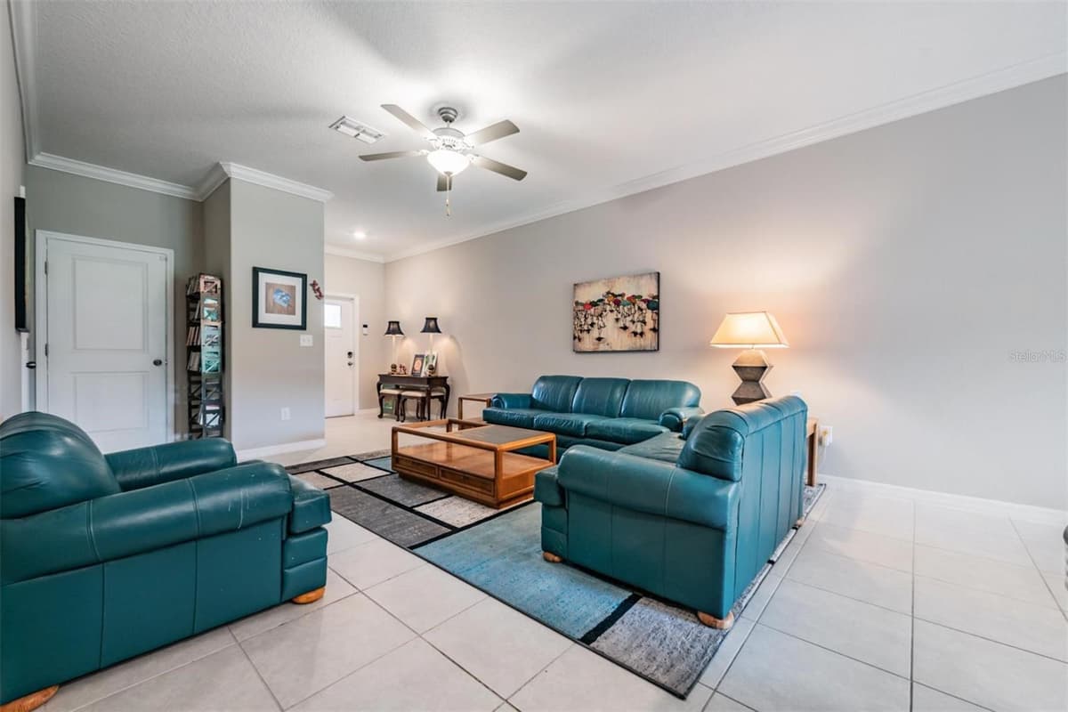 2166 GREAT SAPPHIRE LANE — photo 8 of 33