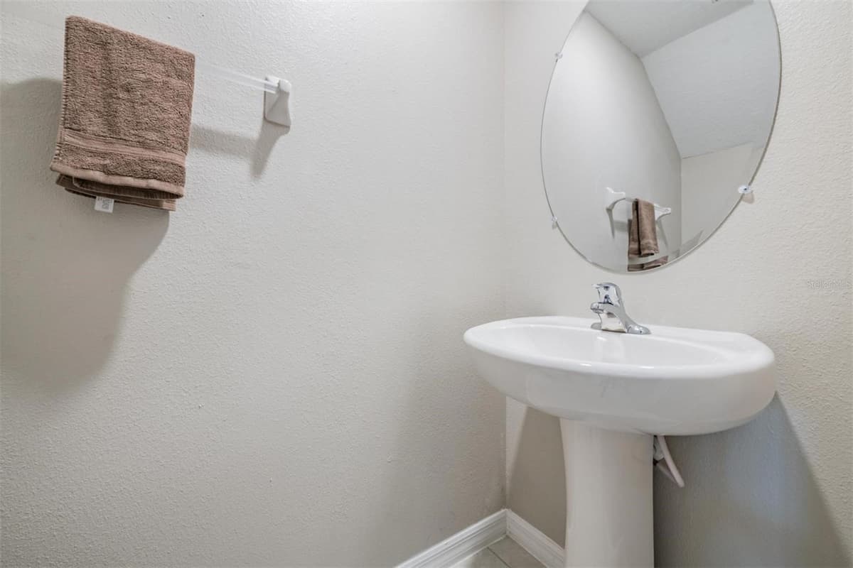 2166 GREAT SAPPHIRE LANE — photo 17 of 33