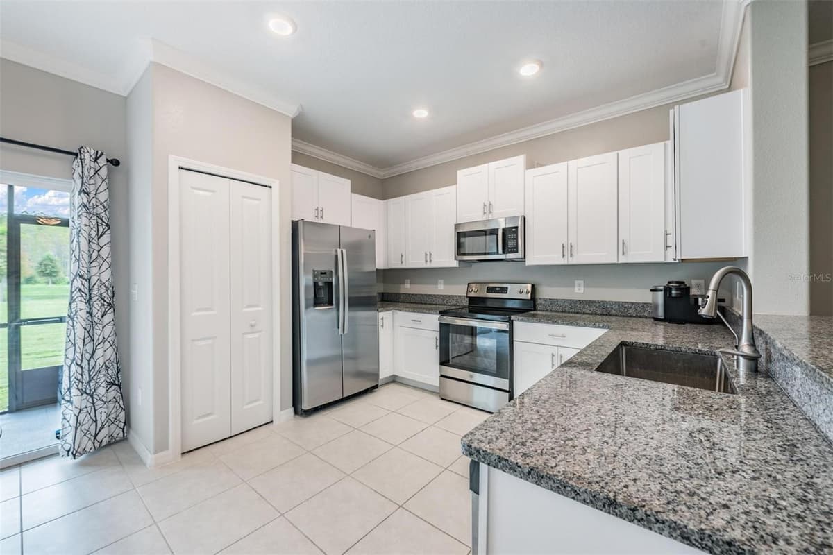 2166 GREAT SAPPHIRE LANE — photo 13 of 33
