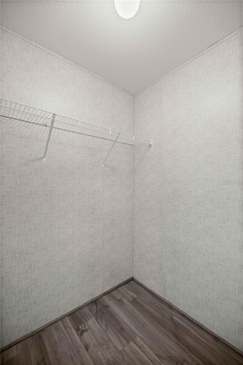 122 70TH CIRCLE — photo 18 of 33