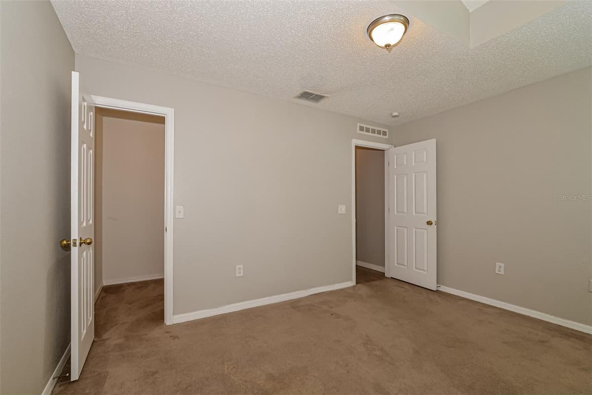 207 RONALDALE AVENUE — photo 15 of 21