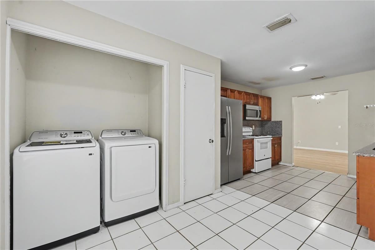 12108 FRUITWOOD DRIVE — photo 33 of 44