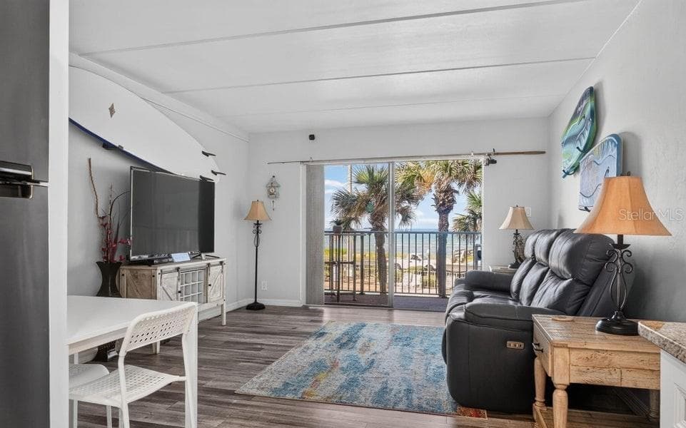 2700 OCEAN SHORE BOULEVARD — photo 6 of 39