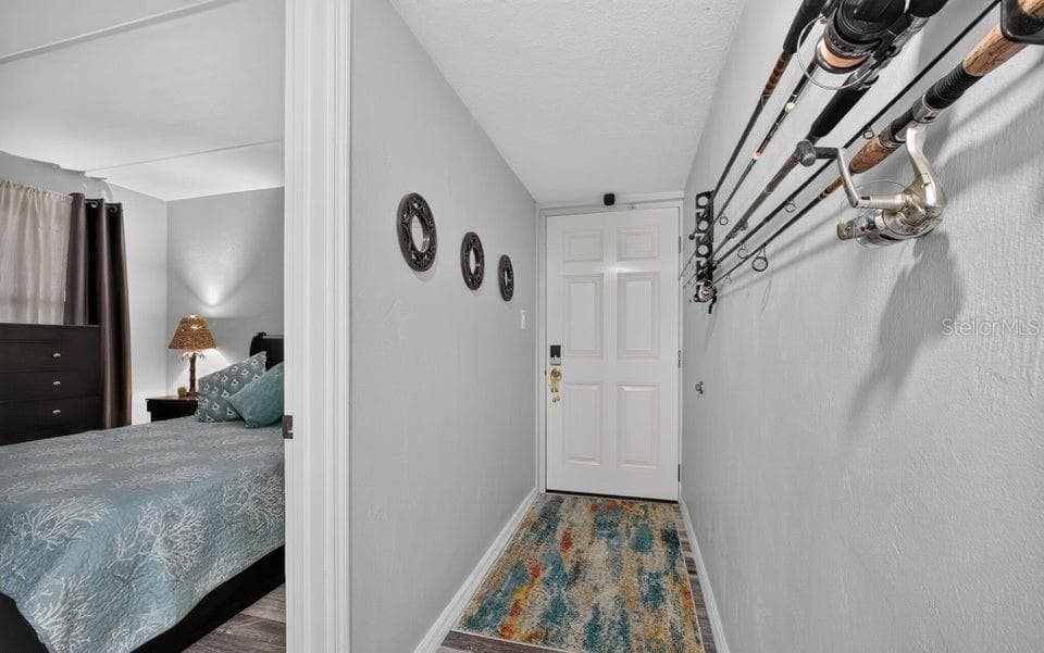 2700 OCEAN SHORE BOULEVARD — photo 4 of 39