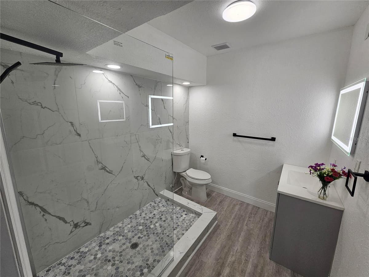 7990 42ND STREET — photo 19 of 39