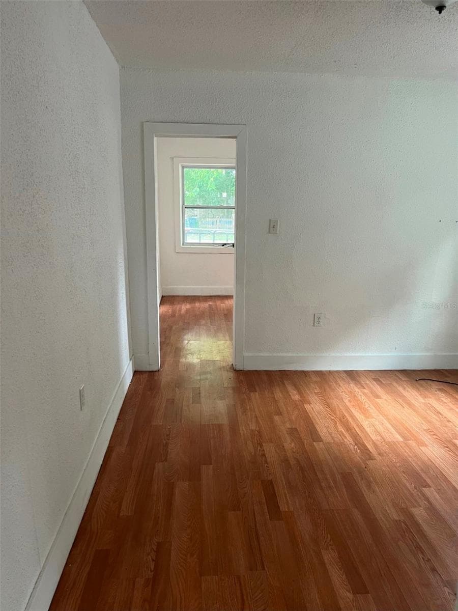 1927 2ND STREET — photo 14 of 18