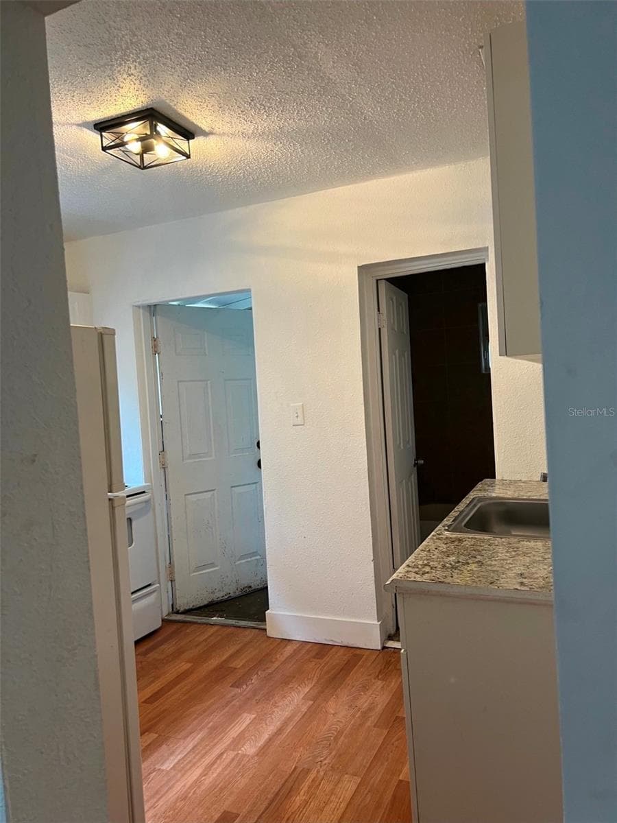 1927 2ND STREET — photo 15 of 18