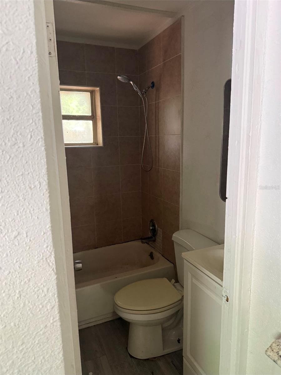 1927 2ND STREET — photo 6 of 18